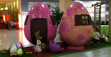 Osterarangement mit Riesen-Ostereiern © Barbaras Dekoservice